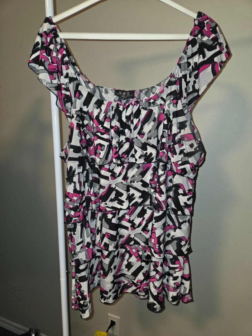 N.W.D New Woman Design Plus 2X Abstract Print Dress – Short Sleeve Flared Bold